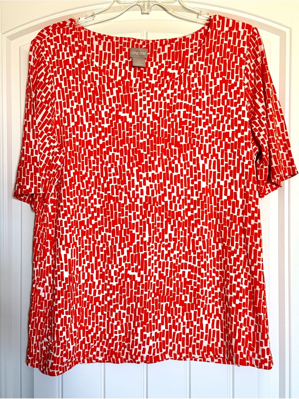 Chico's Orange and White Geometric Short Sleeve Tee